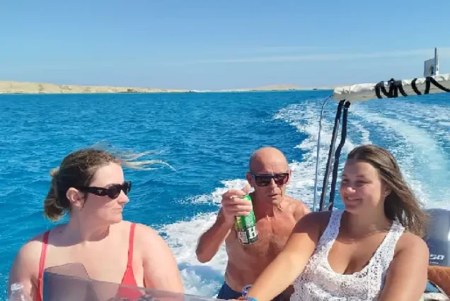 transfers by private speed boat to the islands in hurghada
