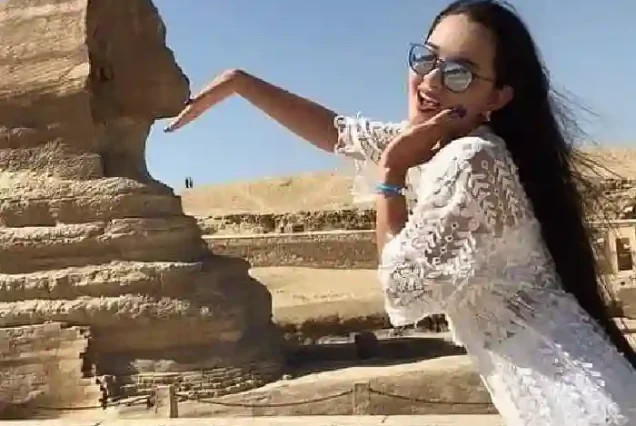 Cairo day trip from Hurghad by minibus