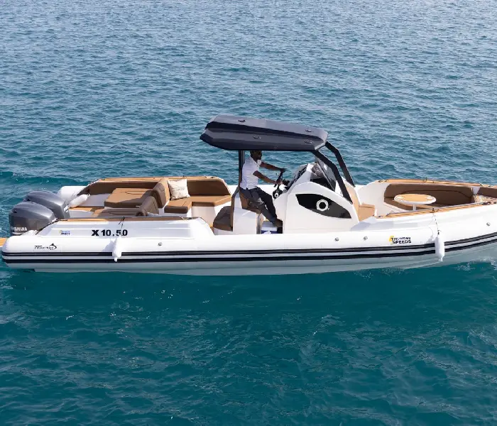 Luxury private speedboat cruising Red Sea during Hurghada private tours